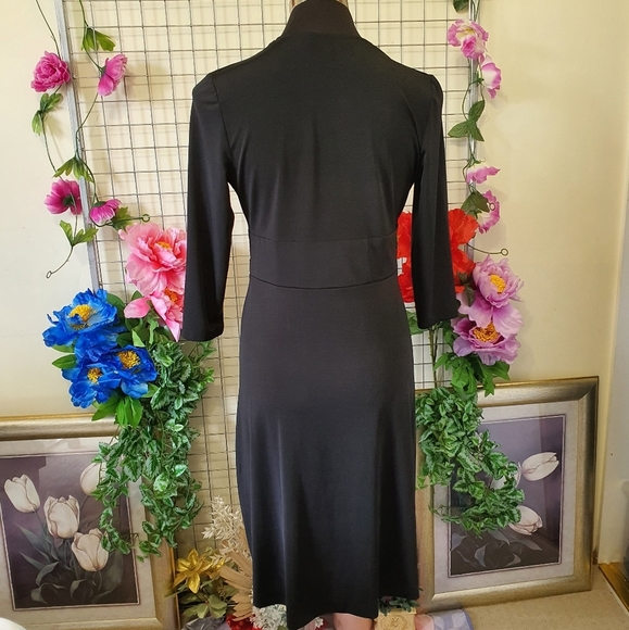 CAPTURE AU12 Dress Black Midi Fit & Flare Empire Waist V-Neck 3/4 Sleeve - NWOT - Picture 6 of 14